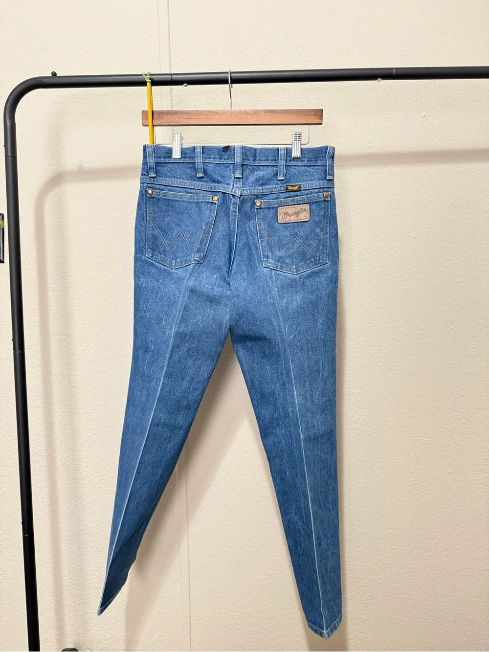 Wrangler Men's Straight Blue Jeans with Creased Front